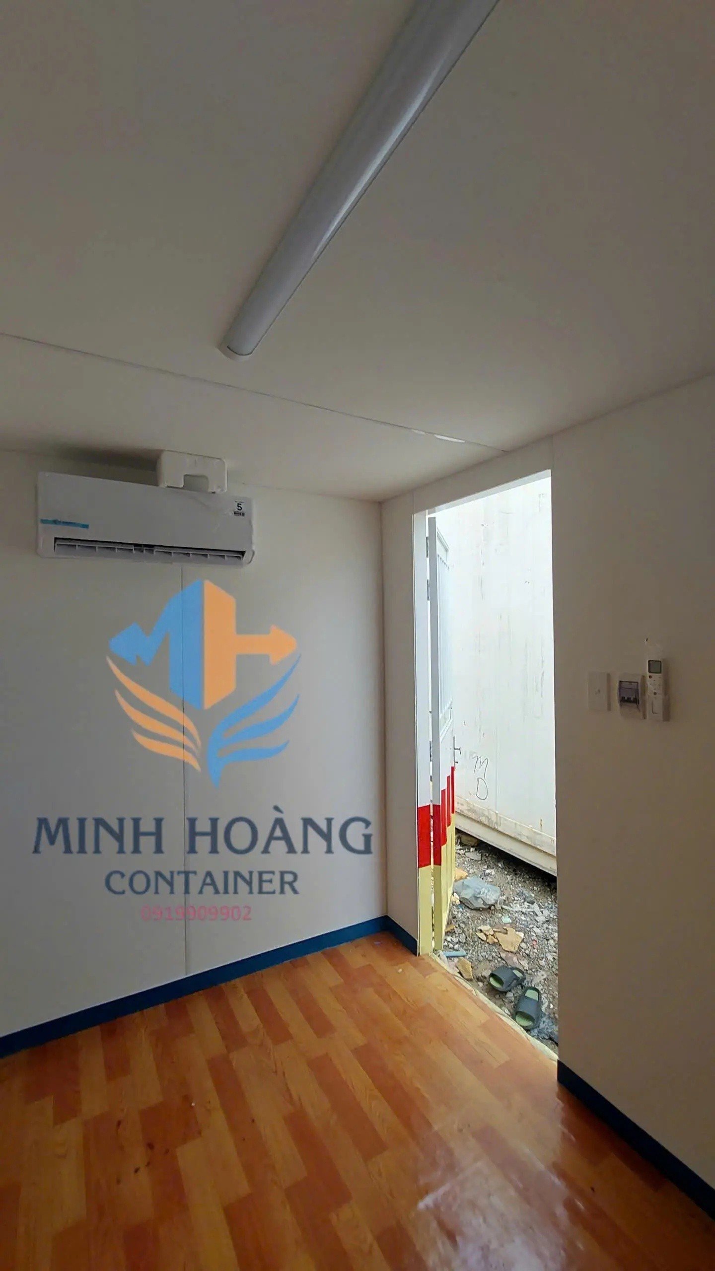 Container Văn Phòng 20 Feet 3 Màu Trắng Đỏ Vàng